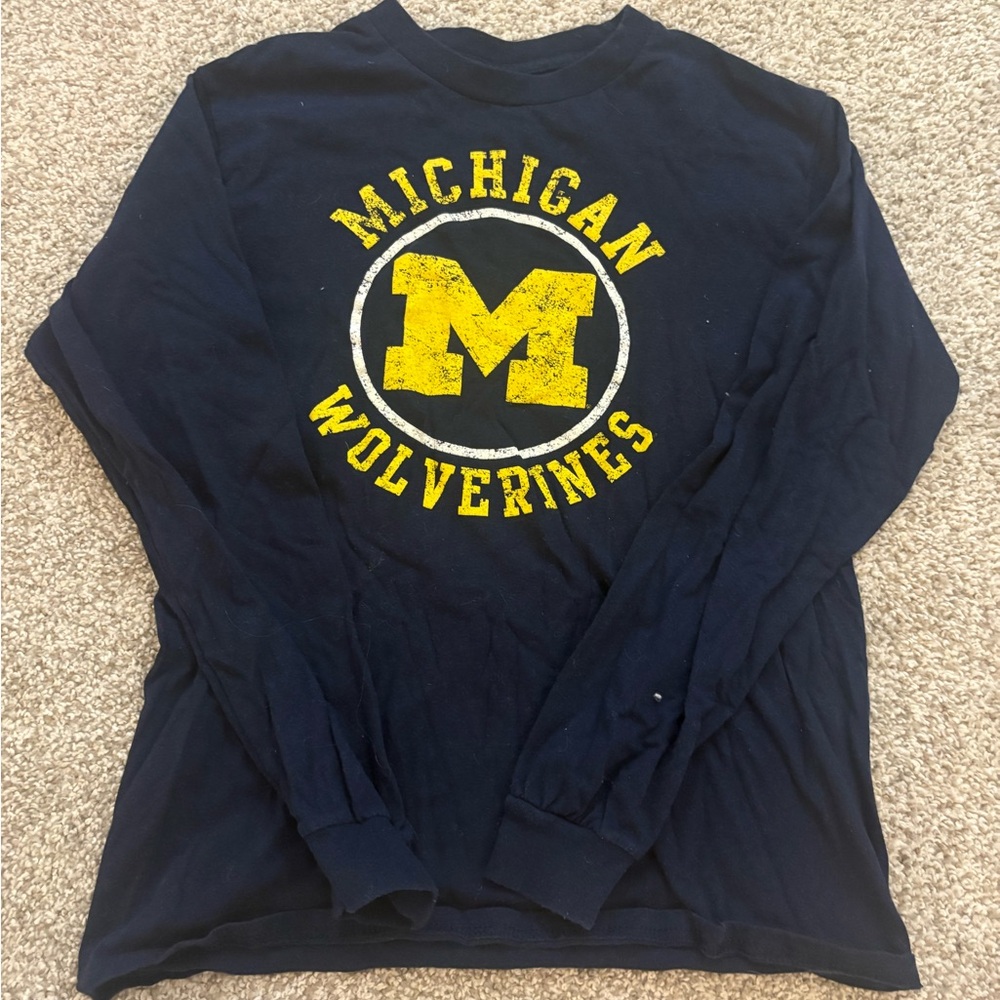 Amazon Men's Navy Blue Michigan Wolverines Shirt